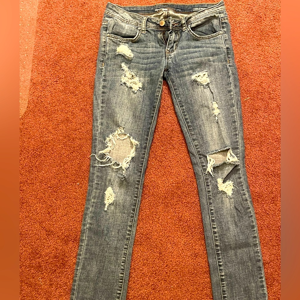 Not into all the holes. Special A ankle skinny size 0